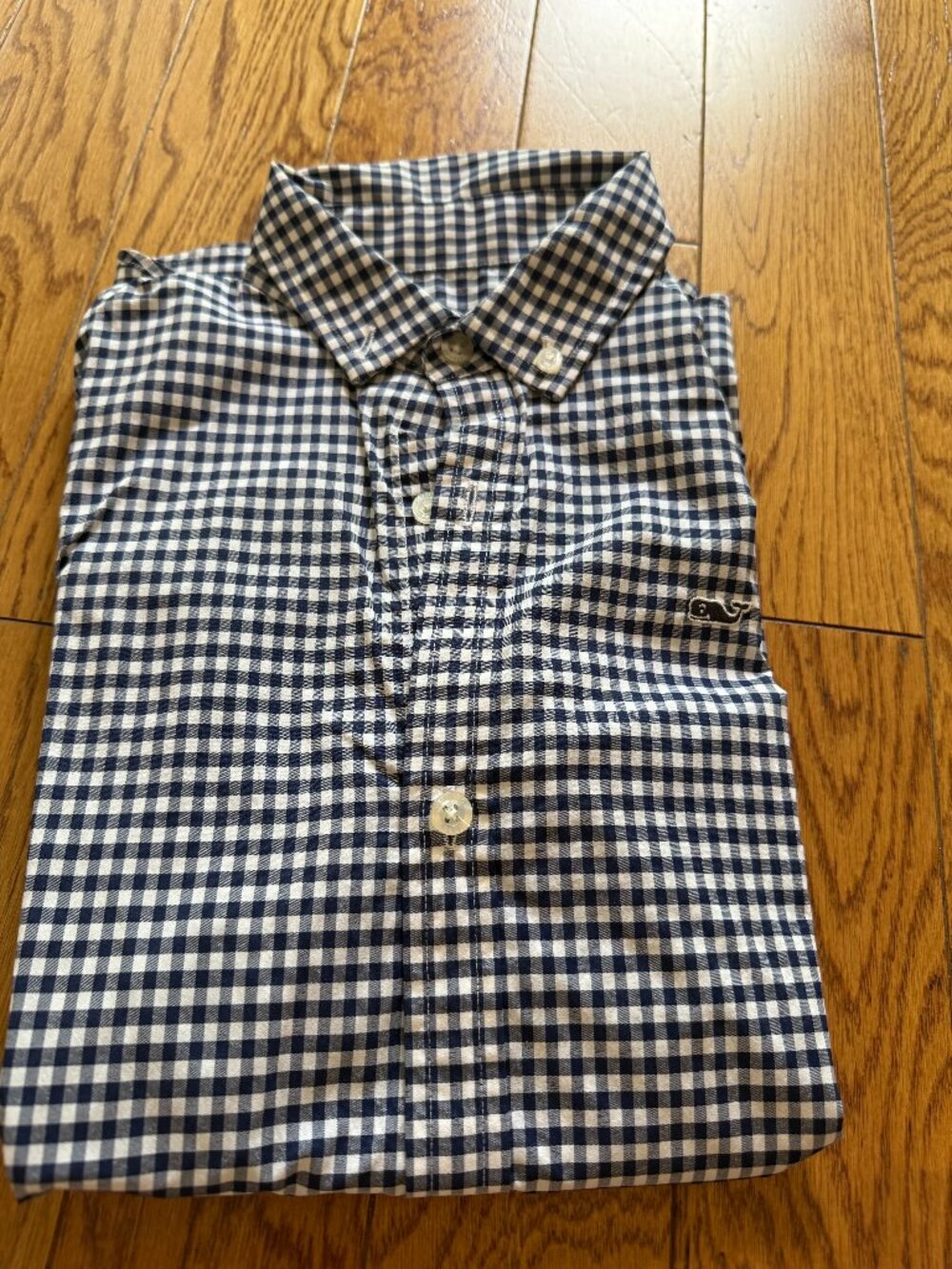 Boys Vineyard Vines Performance Button Down Size Small (8-10)